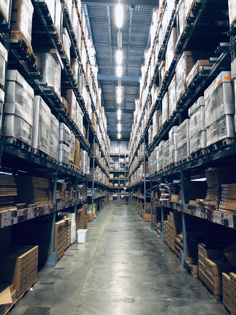 Commerce & Retail